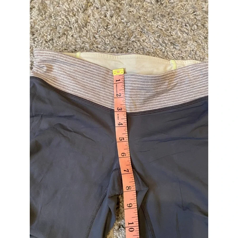 Lululemon Woman Athletic Yoga Cropped Leggings